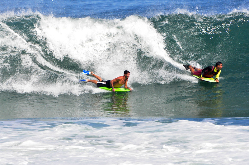 Surfistas no Arpoador